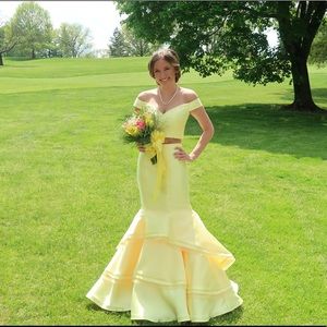 Gorgeous Yellow Jovani Prom Dress -size 2
